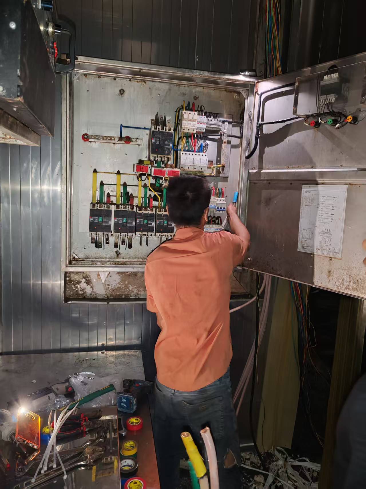 食品厂配电箱安装 食品厂配电箱安装