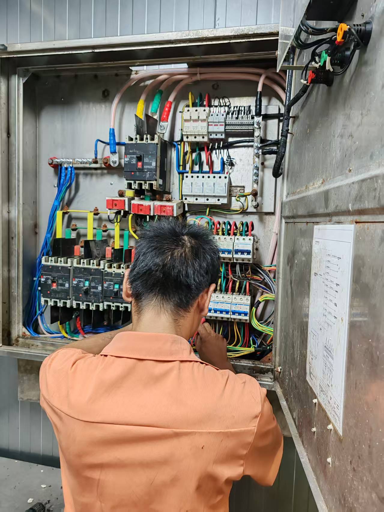 食品厂配电箱安装 食品厂配电箱安装