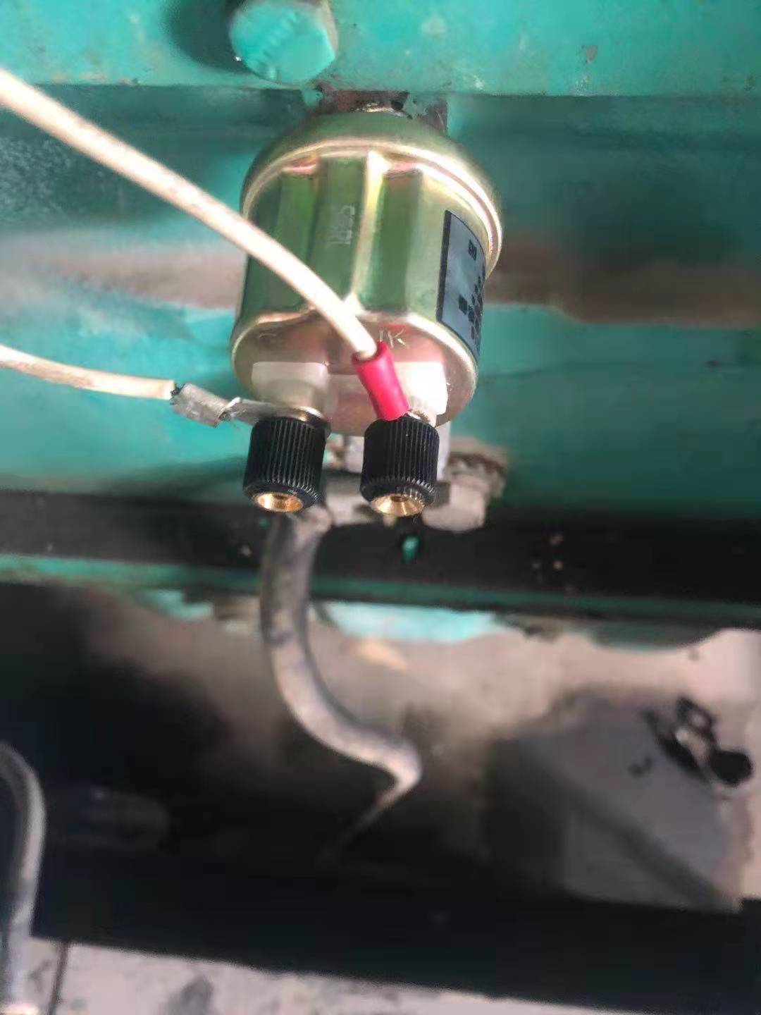 康明斯发电机电路维修