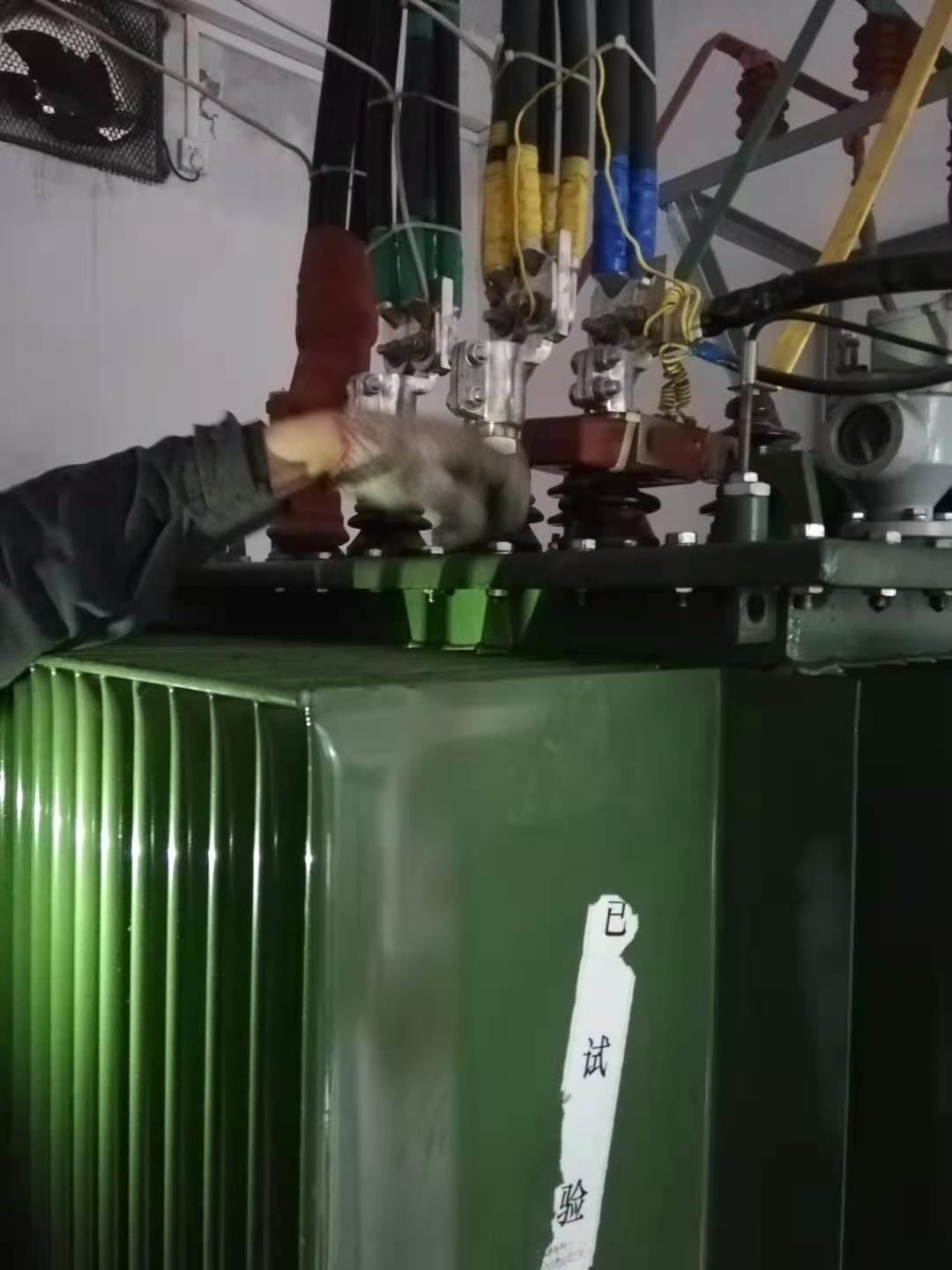 变压器漏油维修